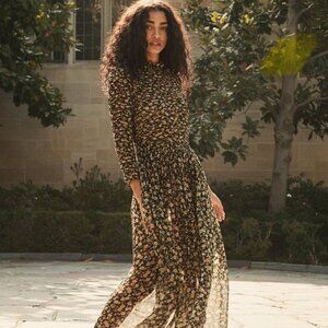 Doen Allegra Dress in Dianthus Meadow size L